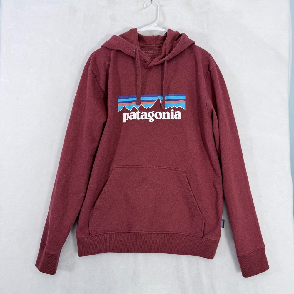 Patagonia Hoodie Mens M Red Maroon Graphic Logo Sweatshirt Pullover